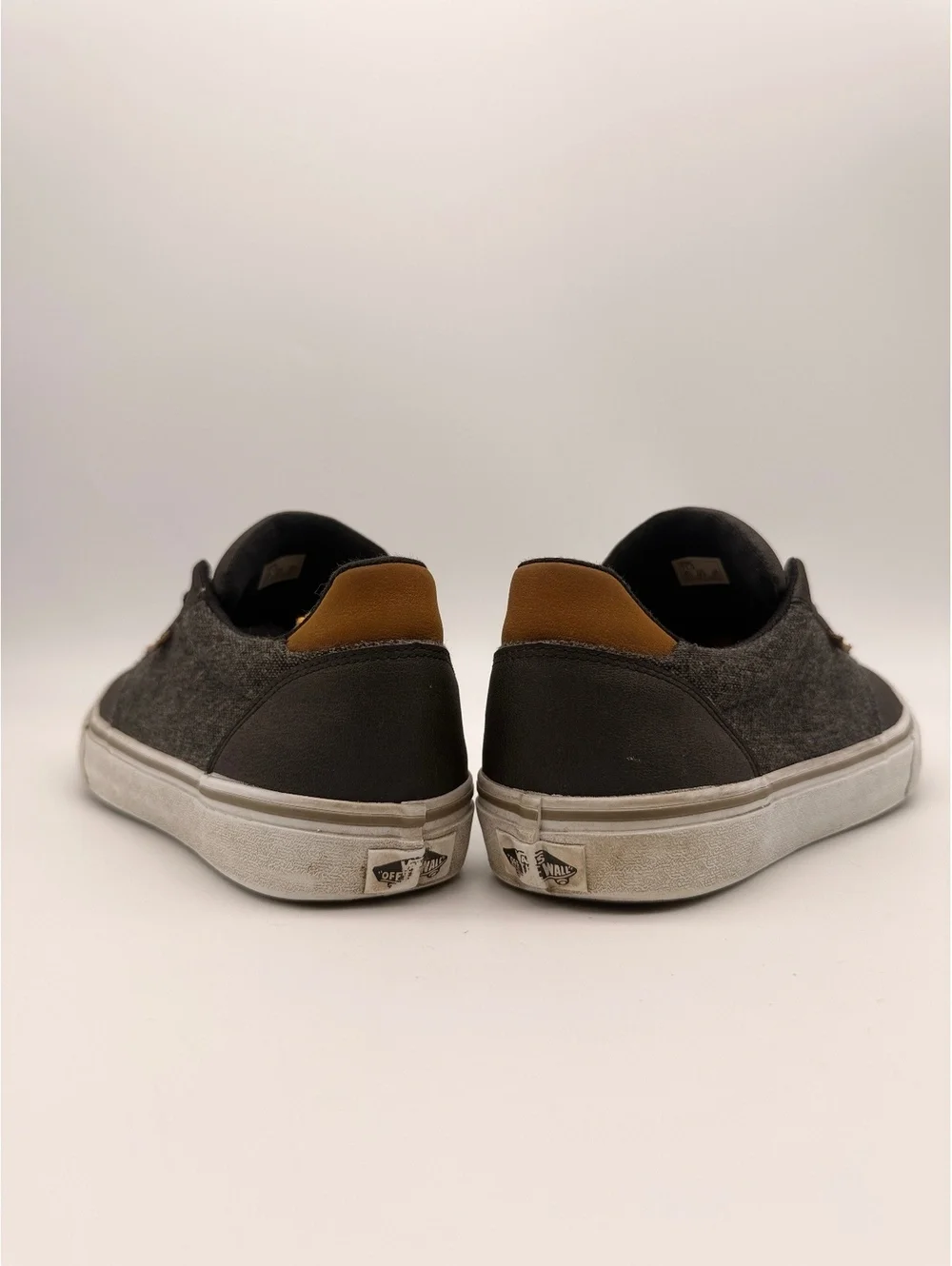 Vans Atwood Deluxe Mens Low Top Sneakers Gray Tweed Tan Leather Size 11
